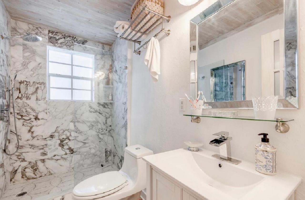 Tropical Designer House In Heart Of Antique Row Wpb Villa West Palm Beach Bagian luar foto
