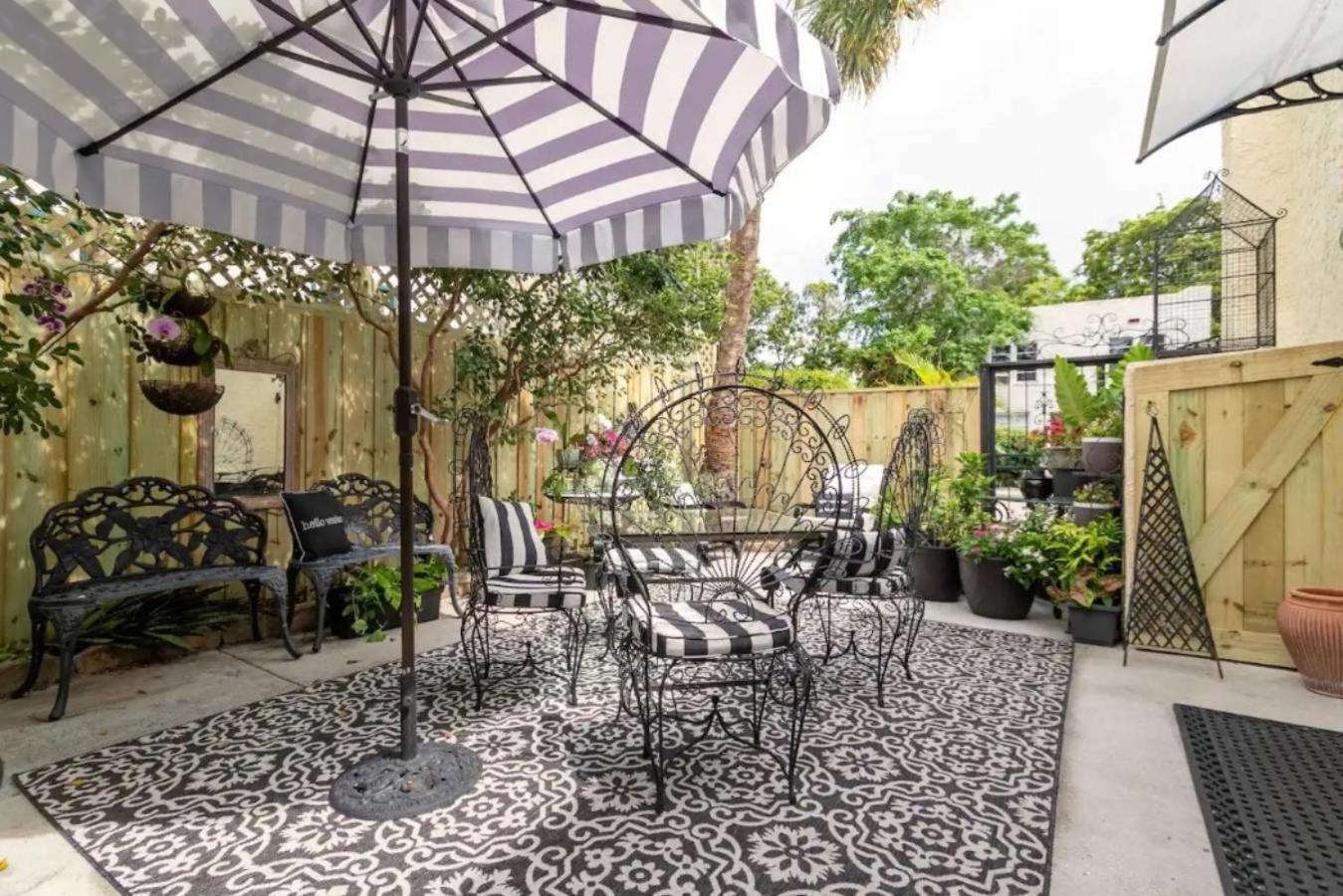 Tropical Designer House In Heart Of Antique Row Wpb Villa West Palm Beach Bagian luar foto